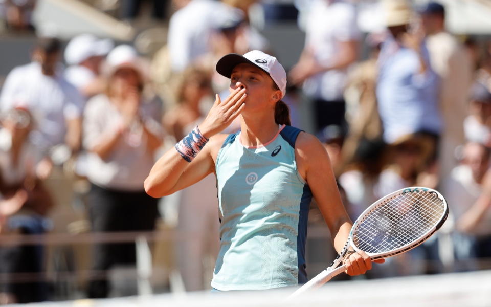 ρολάν-γκαρός-ασταμάτητη-η-σβιόντεκ-561890614