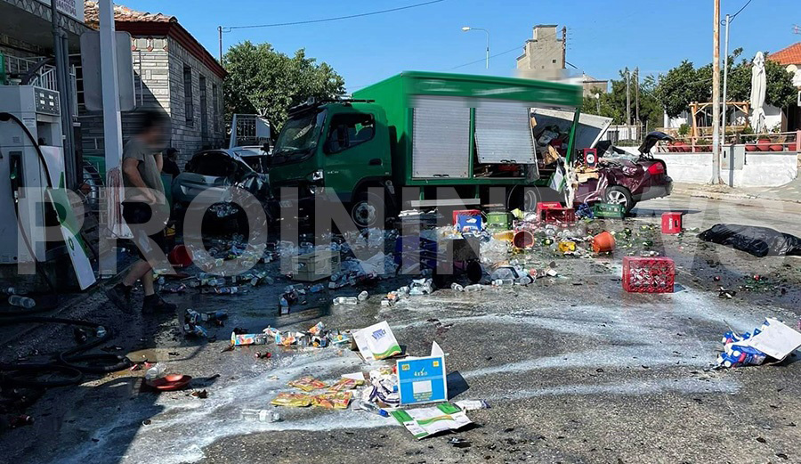 Καβάλα: Σφοδρό τροχαίο δυστύχημα με τρεις νεκρούς στην Γαληψό-4