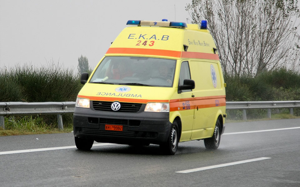 θεσσαλονίκη-αυτοκίνητο-παρέσυρε-πεζ-561910048