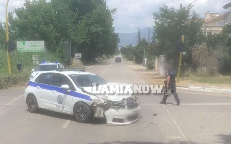 λαμία-σημαντικές-ζημιές-σε-περιπολικ-561898597