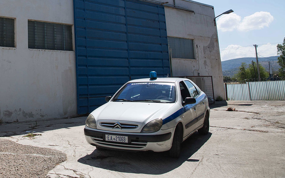 βύρωνας-συνελήφθη-42χρονος-που-εξαπατο-561921655