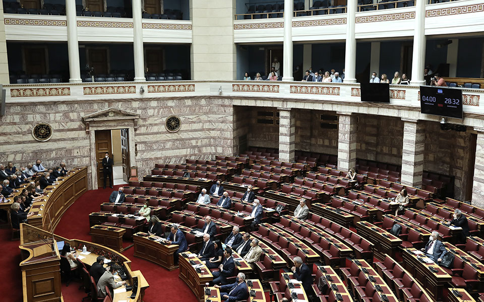 βουλή-κατά-πλειοψηφία-εγκρίθηκε-το-νο-561933472