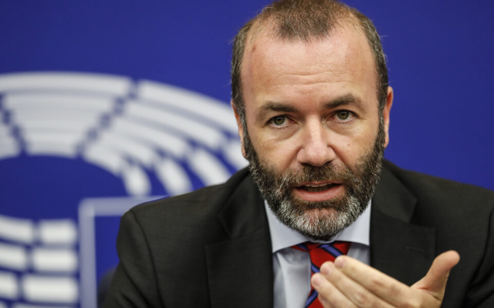 e-e-βέμπερ-ο-πούτιν-χρησιμοποιεί-την-π-561898810