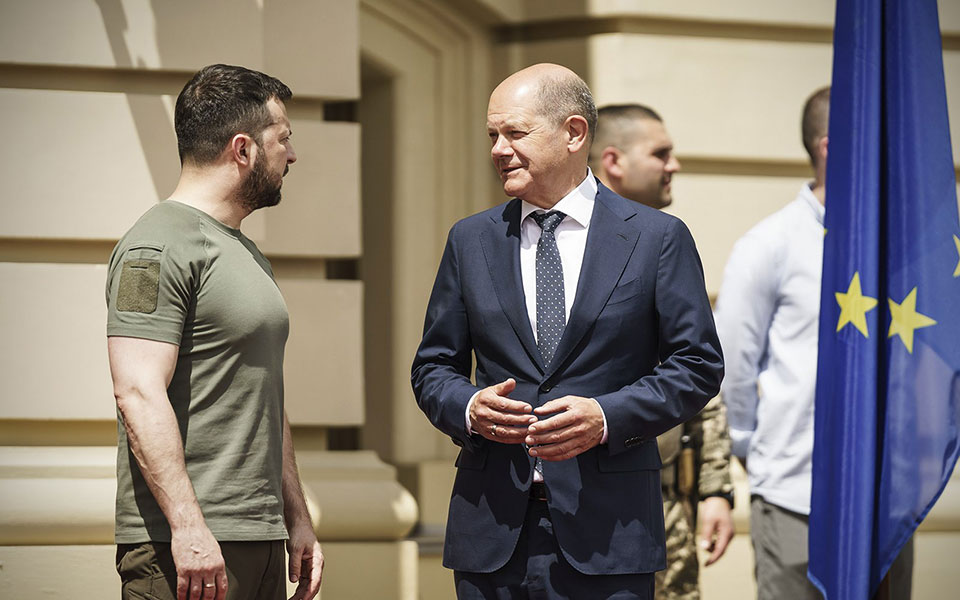 ζελένσκι-aποδέχτηκε-πρόσκληση-του-σ-561912256