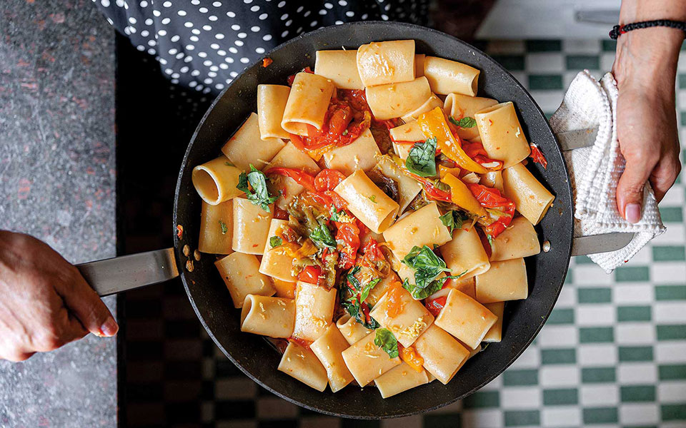ζυμαρικά-paccheri-με-πεπερόνι-και-λεμόνι-561902629
