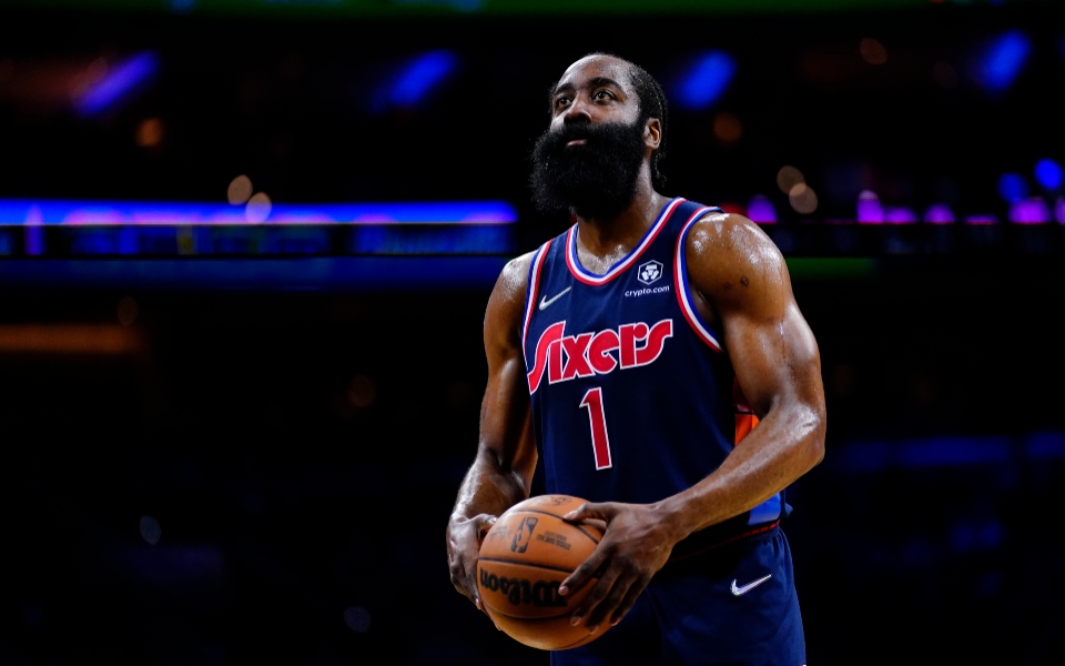 τζέιμς-χάρντεν-συνεχίζει-στους-σίξερ-561977005