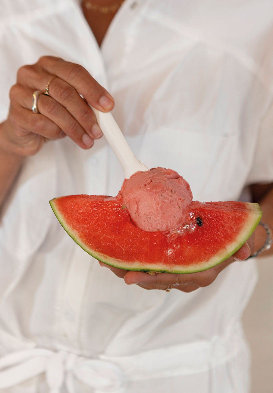 6 παγωτατζίδικα της Αθήνας που σερβίρουν γεύσεις ελληνικού καλοκαιριού-5