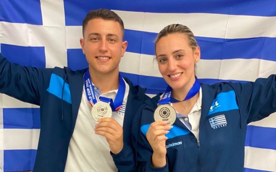 σκοποβολή-ασημένιο-μετάλλιο-για-τα-αδ-561954367