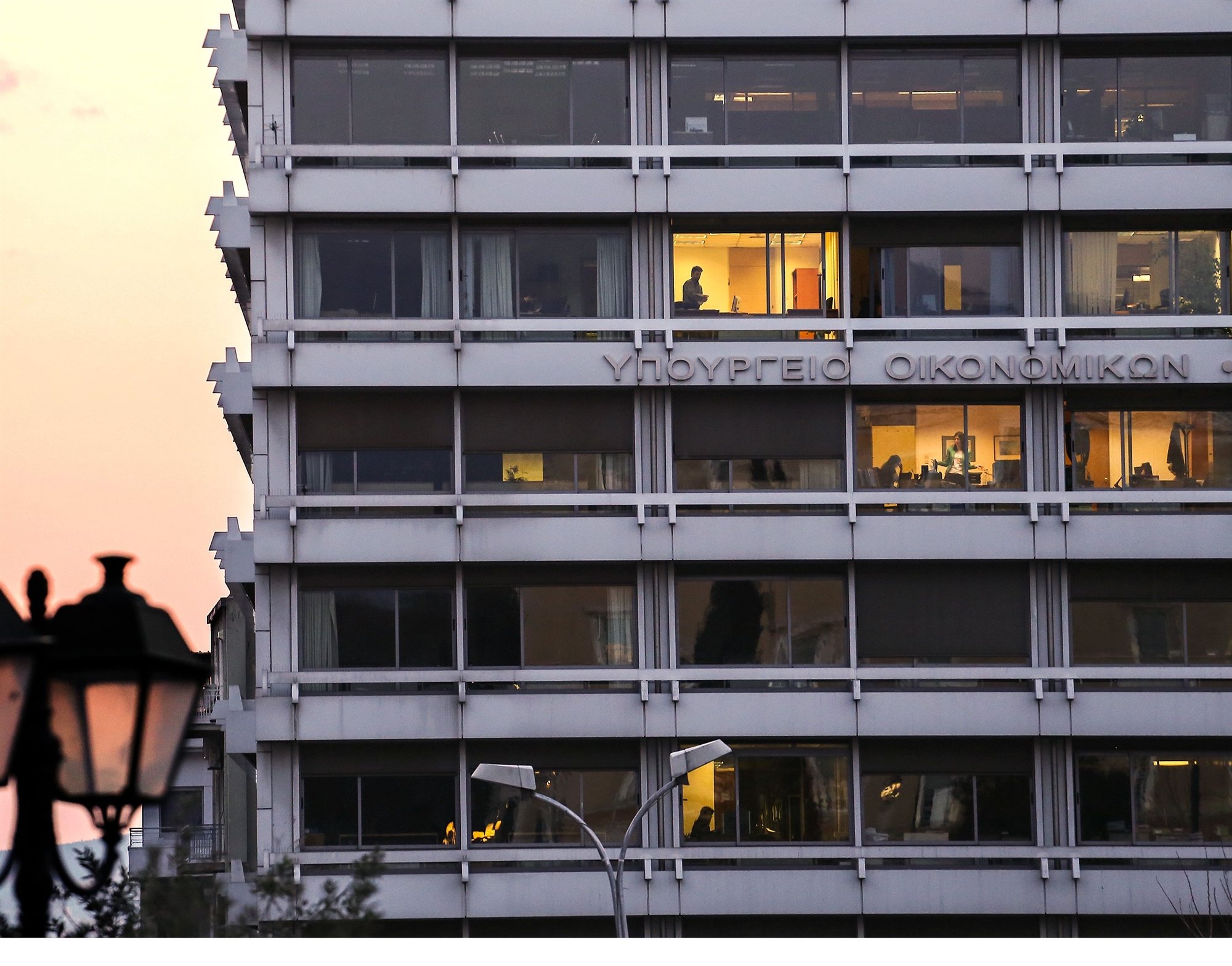 γόρδιος-δεσμός-η-σύνταξη-του-προσχεδί-561980482