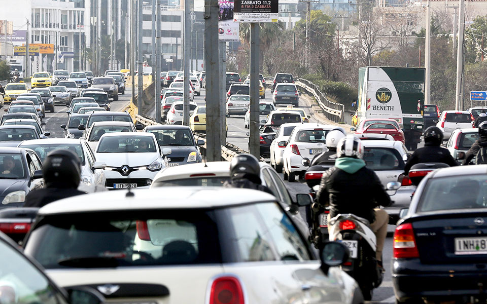 η-ηχηρή-απουσία-και-το-χάος-στους-δρό-561947008