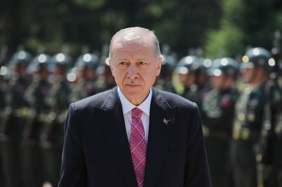 το-τέλμα-του-πολέμου-και-οι-αγωνίες-της-561937015