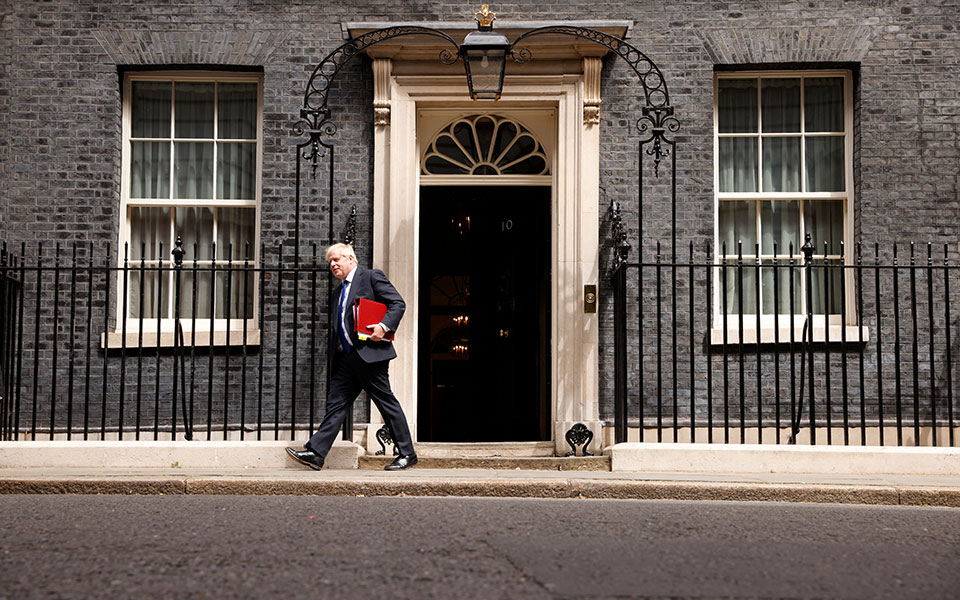 βρετανία-bουλευτές-των-συντηρητικών-ζ-561943840