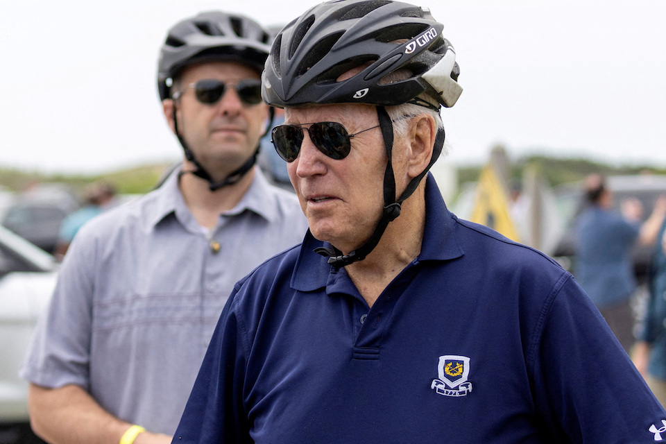 τζο-μπάιντεν-οι-ίδιοι-οι-δημοκρατικοί-561951358