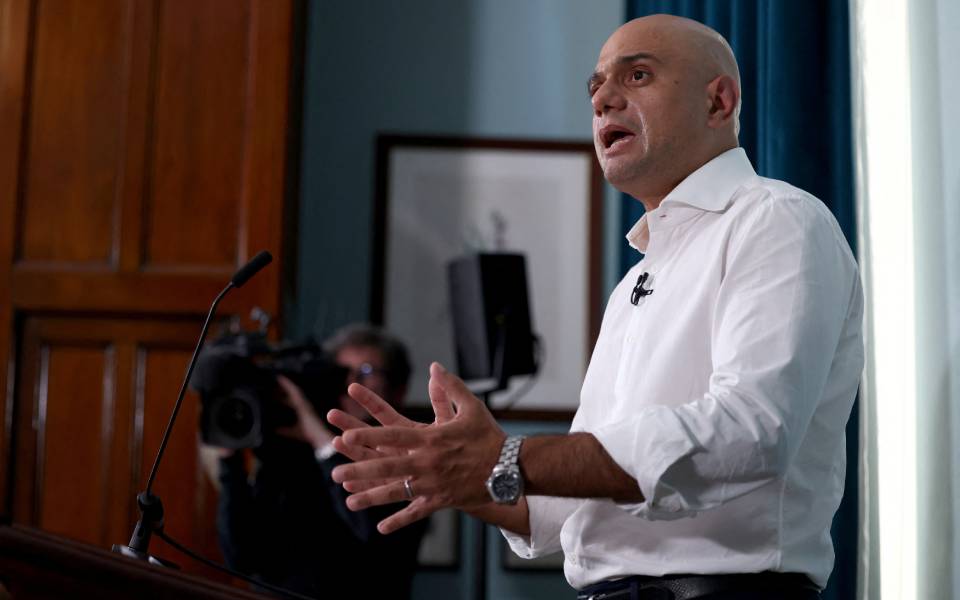 βρετανία-ο-σάτζιντ-τζάβιντ-αποσύρετα-561953245