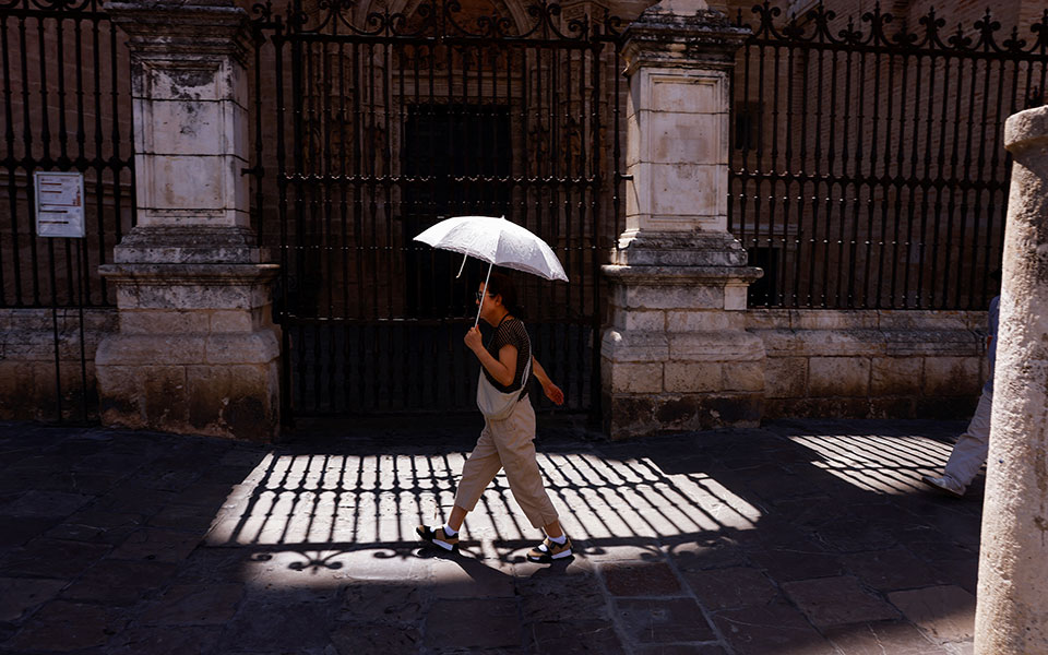 καύσωνας-στην-ευρώπη-μετά-την-πορτογα-561954295
