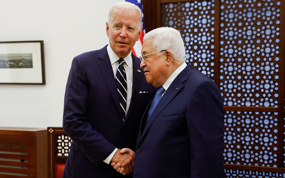 μπάιντεν-100-εκατ-δολάρια-για-τα-νοσοκομ-561957979