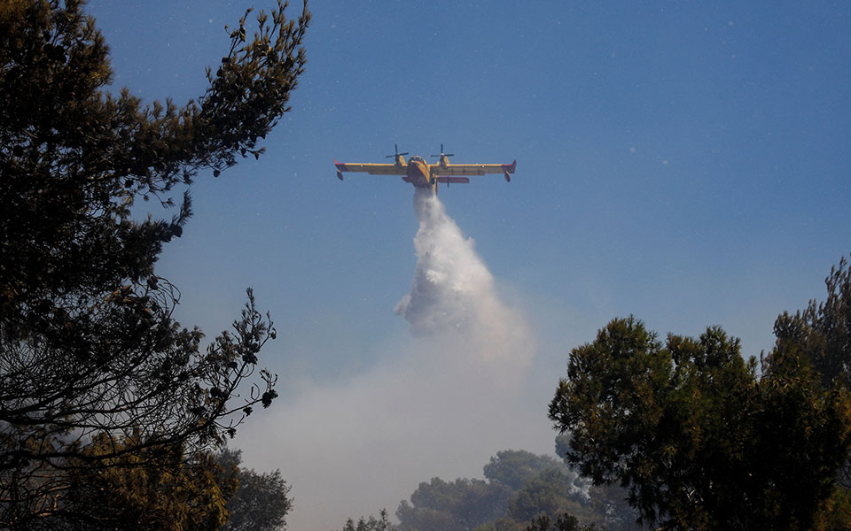 πολιτική-προστασία-σε-ύφεση-η-πυρκαγι-561965548