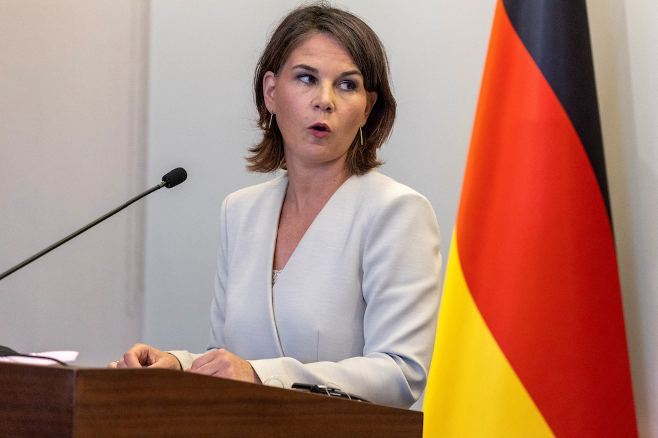 Τσαβούσογλου – Μπέρμποκ: Σύγκρουση για Αιγαίο, ανθρώπινα δικαιώματα και Συρία-1