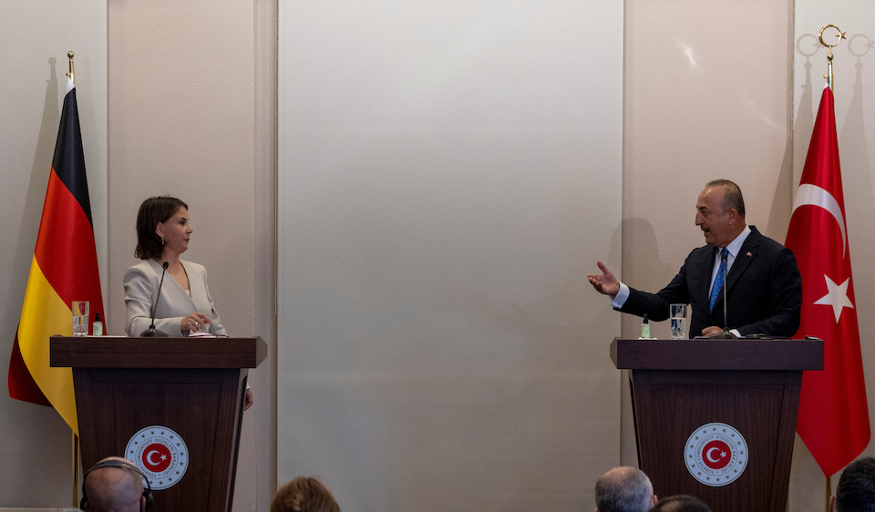 «Εργαλείο της προβοκάτσιας των Ελλήνων η Γερμανία» λέει ο Τσαβούσογλου – Η απάντηση της Μπέρμποκ-1