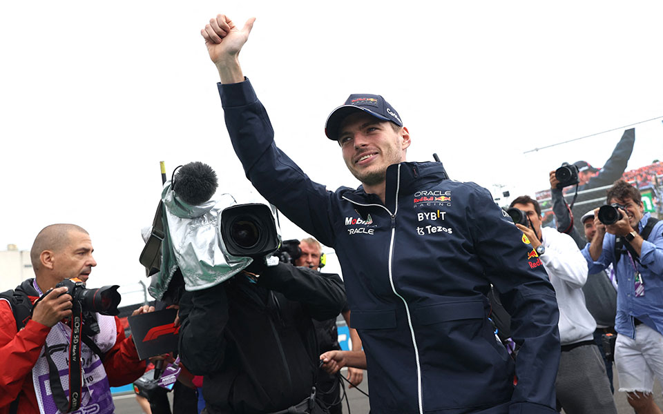 f1-θρίαμβος-του-φερστάπεν-στην-ουγγαρία-561981919