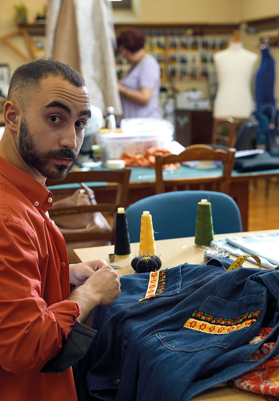 Η Μήδεια στολίζεται για την Επίδαυρο-6