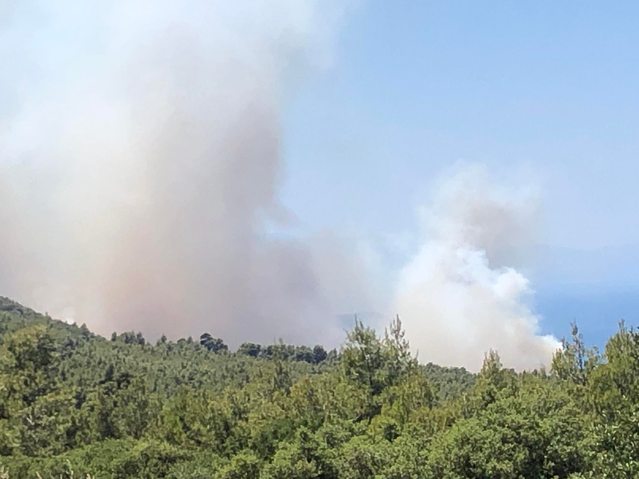 Φωτιά τώρα στο Πόρτο Γερμενό-2