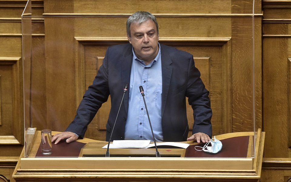 βερναρδάκης-για-κεραμέως-ζητώ-συγγνώ-561956218