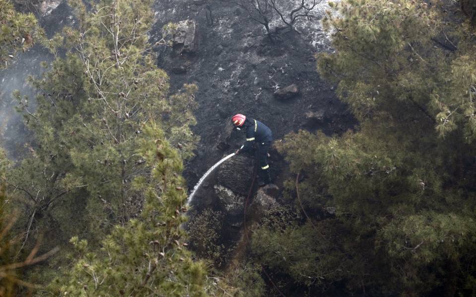 πρέβεζα-υπό-μερικό-έλεγχο-η-φωτιά-κι-561956776