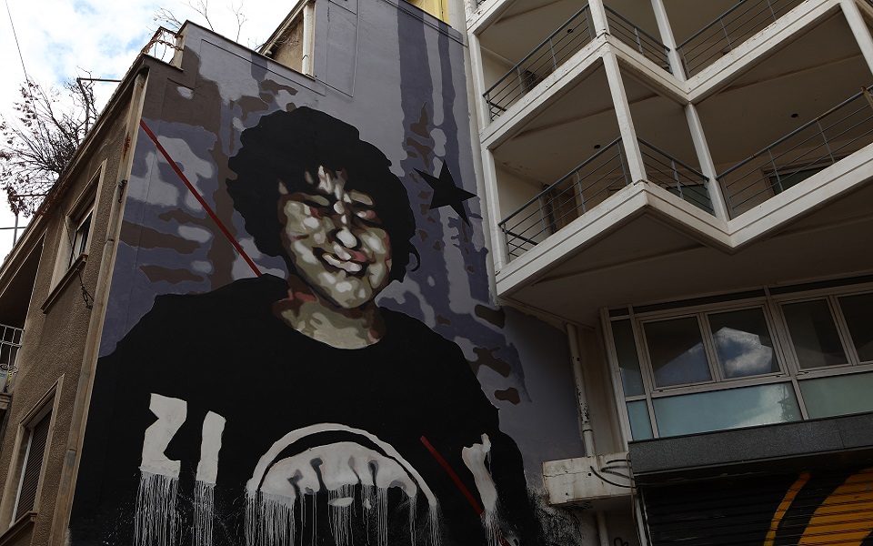 μητέρα-γρηγορόπουλου-θα-κάνω-ότι-μπορ-561936553