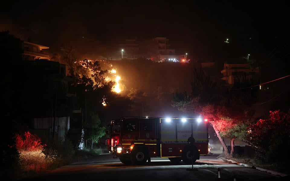 δήμαρχος-πεντέλης-για-φωτιά-πολύ-δύσκ-561964288