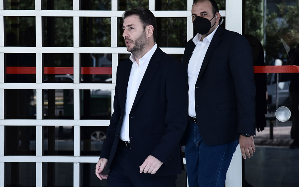 επιτροπή-θεσμών-και-διαφάνειας-συνεδ-561977116