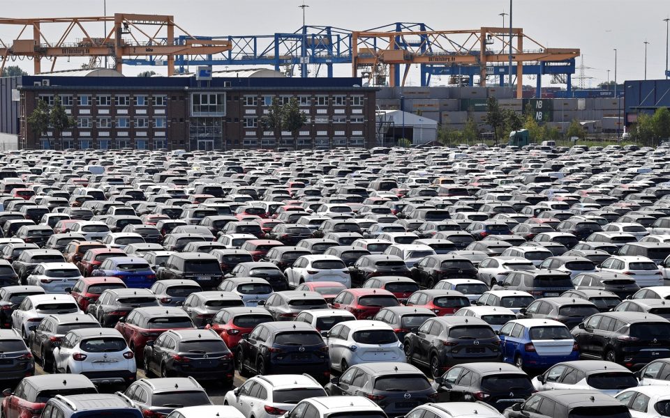 οι-μεγάλες-ανατροπές-που-έφερε-η-κρίση-561950152