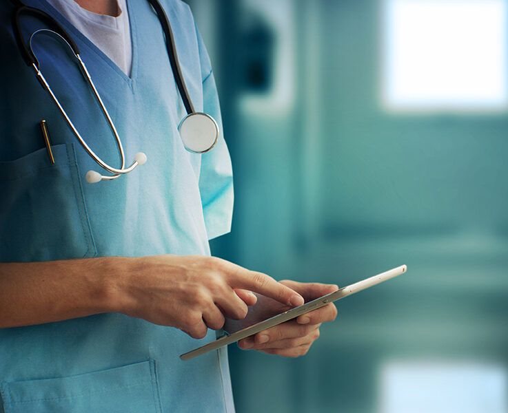 προσωπικός-γιατρός-σε-έλλειψη-561976177