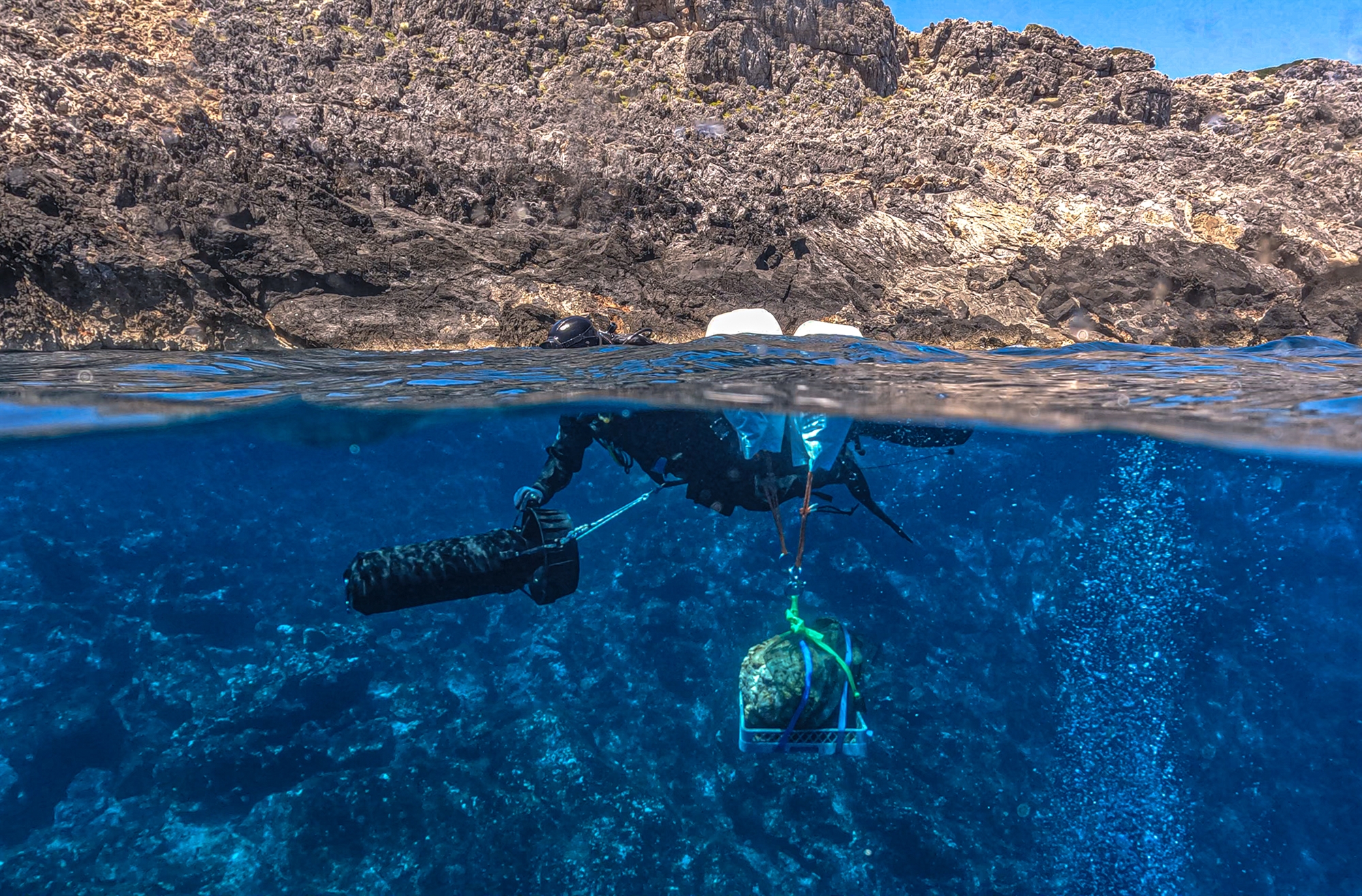 μελετώντας-ένα-τάμπλετ-2-000-ετών-561938368