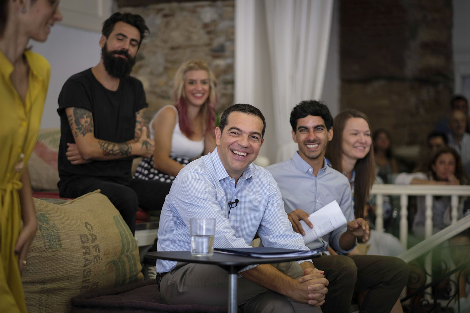 Φωτογραφίζοντας τα παρασκήνια-12