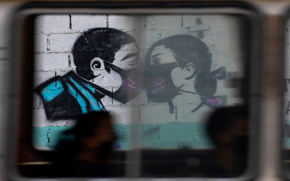 τα-ζευγάρια-της-πανδημίας-μετά-τη-φού-561981718