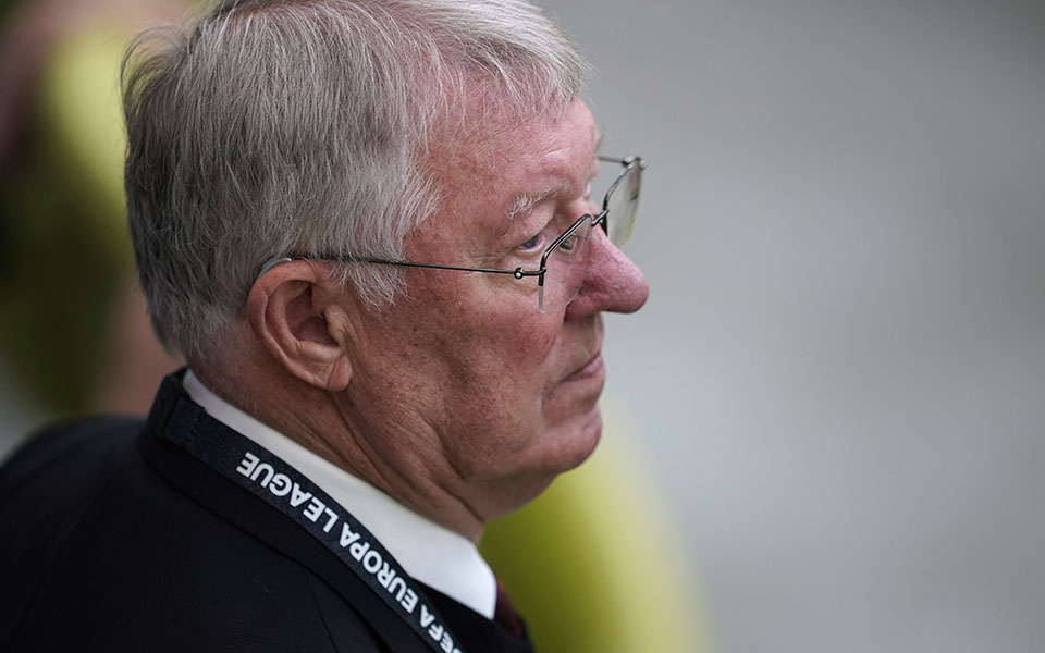 ο-σερ-άλεξ-φέργκιουσον-επιστρέφει-στη-561979873