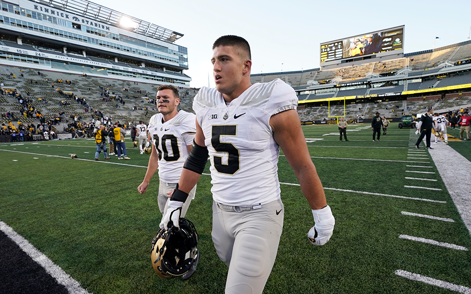 ο-greek-freak-του-nfl-στο-περιοδικό-κ-αυτή-την-κ-561946990