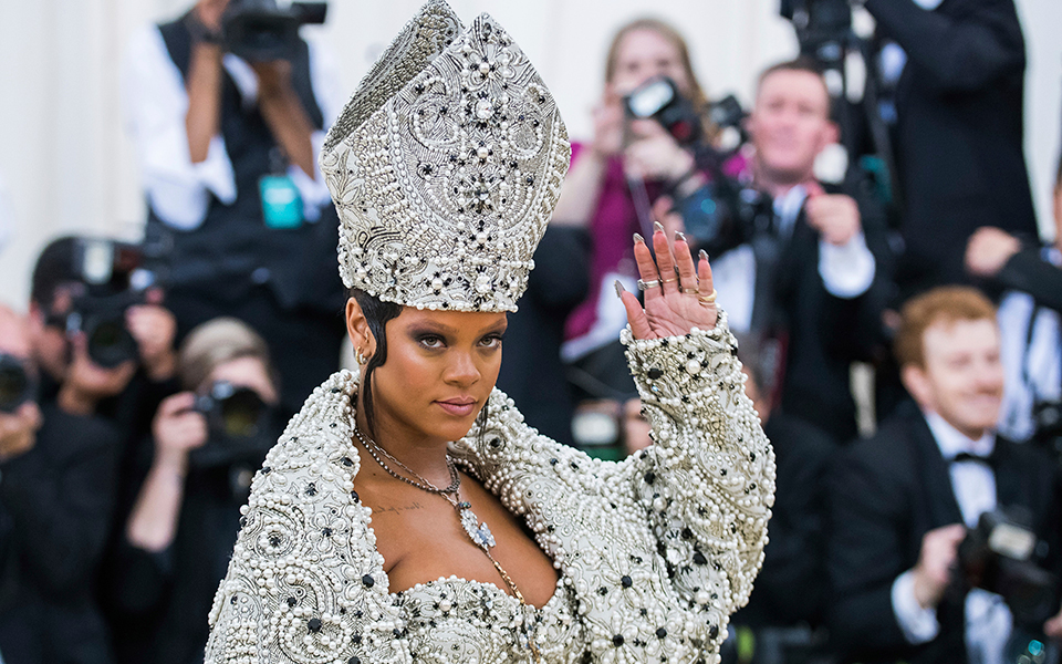 rihanna-επίσημα-η-νεότερη-αυτοδημιούργητη-γ-561947230