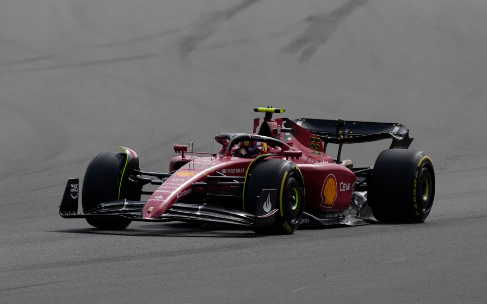 formula-1-γκραν-πρι-μ-βρετανίας-νικητής-ο-κάρλ-561939583