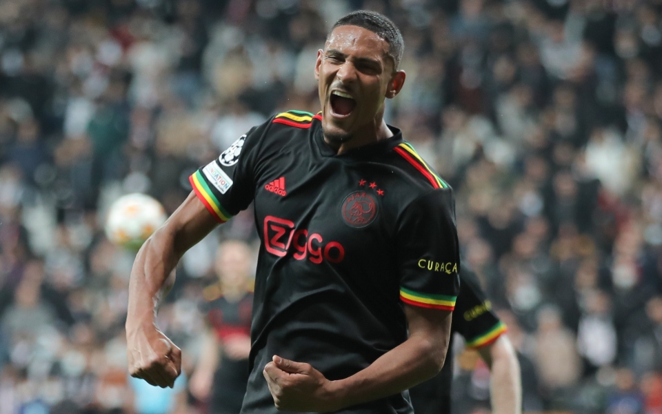 σεμπαστιάν-αλέ-υποβλήθηκε-σε-επέμβασ-561975871