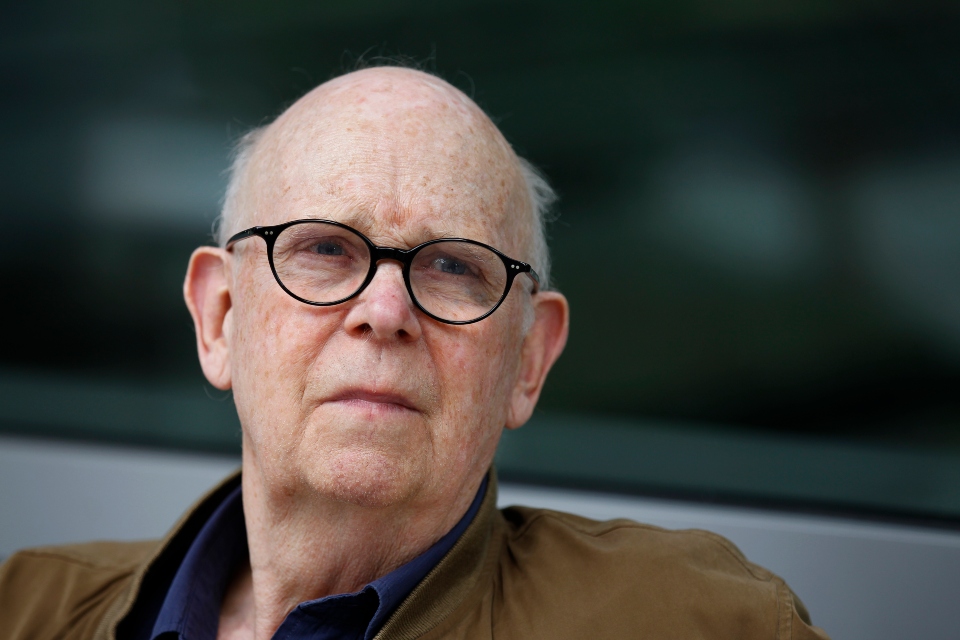 πέθανε-ο-κλάες-όλντενμπουργκ-o-ποπ-αρτ-561963604