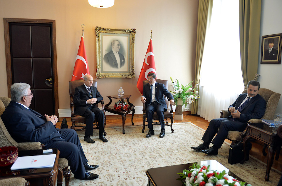 το-δεξί-χέρι-του-μπαχτσελί-απαντά-στον-561953122