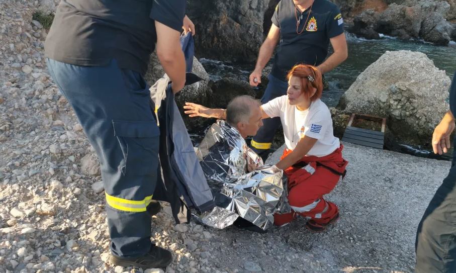 Πτώση ελικοπτέρου στη Σάμο: Εντοπίστηκε σώος ο τέταρτος επιβαίνων-1