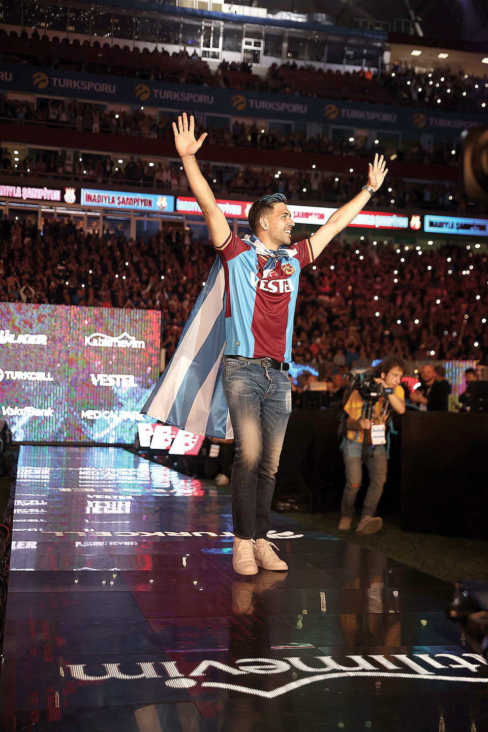 Η επιτυχία δεν είναι θέμα τύχης-1