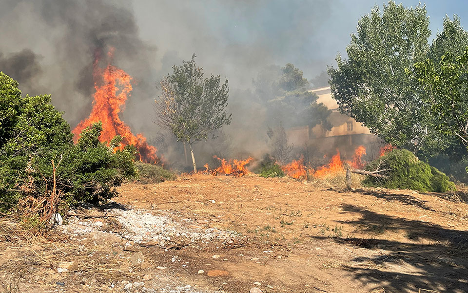 Φωτιά στην Πεντέλη: Η «Κ» στο πύρινο μέτωπο (φωτογραφίες, βίντεο)-9