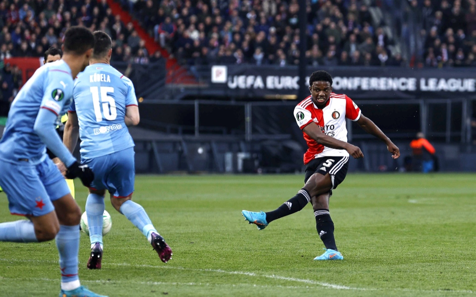 μάντσεστερ-γιουνάιτεντ-ο-ταϊρέλ-μαλά-561942040