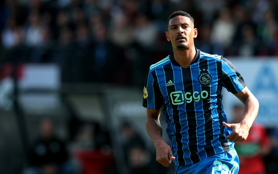 ποδοσφαιριστής-της-ντόρτμουντ-διαγν-561963652