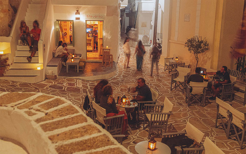 Διακοπές στην Κίμωλο: O ορισμός του ελληνικού καλοκαιριού-8