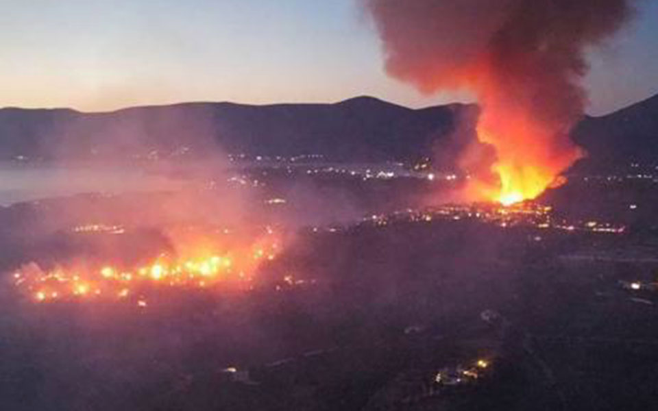 πύρινος-εφιάλτης-σε-φωκίδα-ηλεία-και-α-561941284